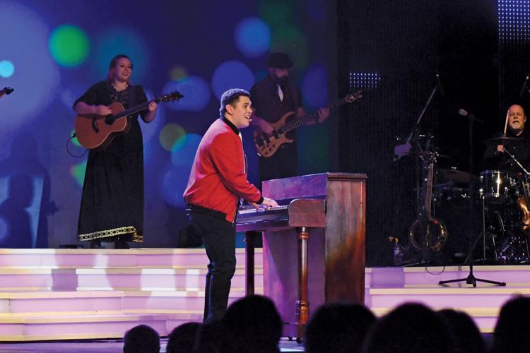 The Duttons reopen show at interim Branson home | Entertainment ...
