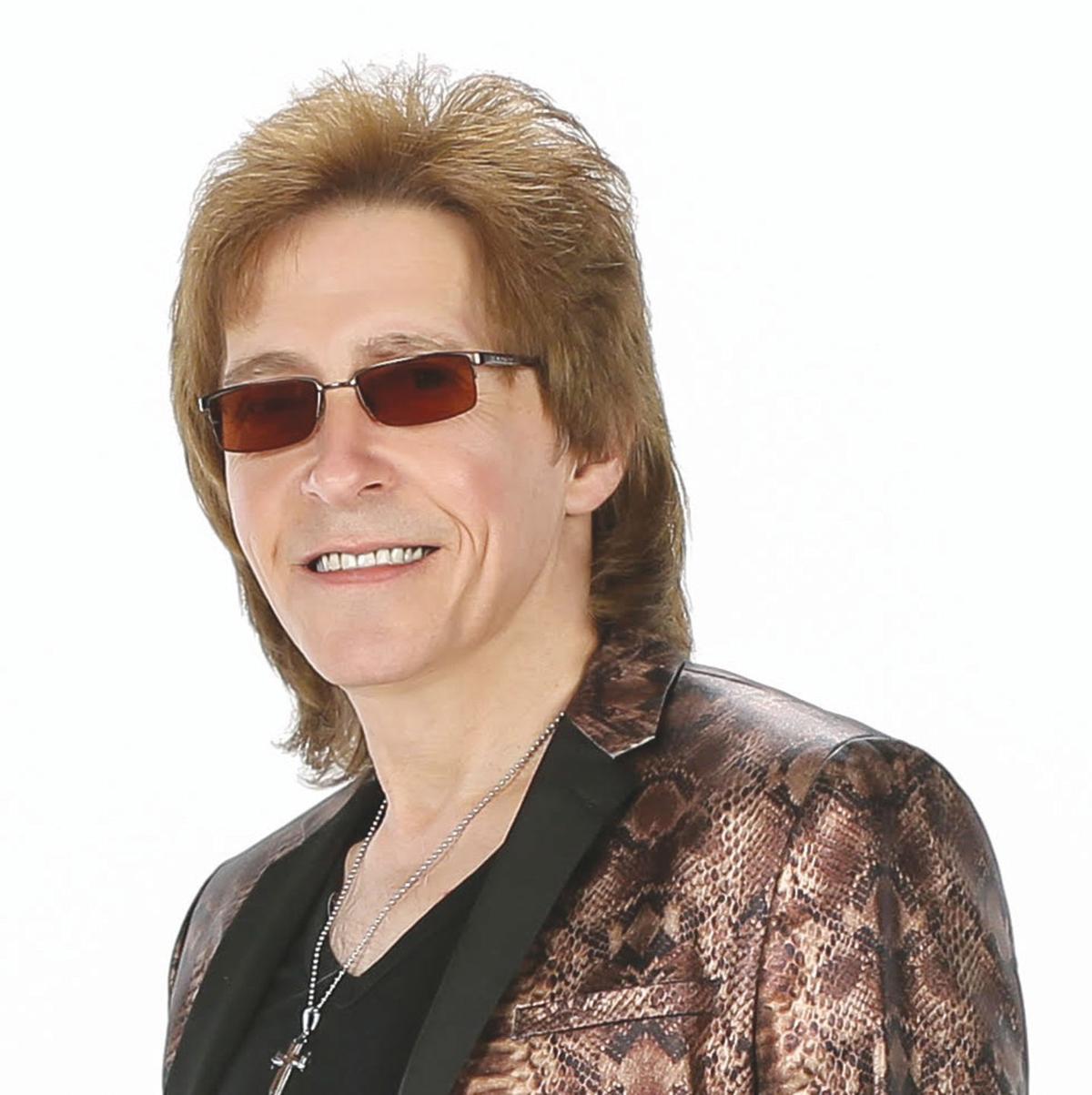 Rebirth At The Branson Star Coolness At Top Of The Rock Entertainment Bransontrilakesnews Com