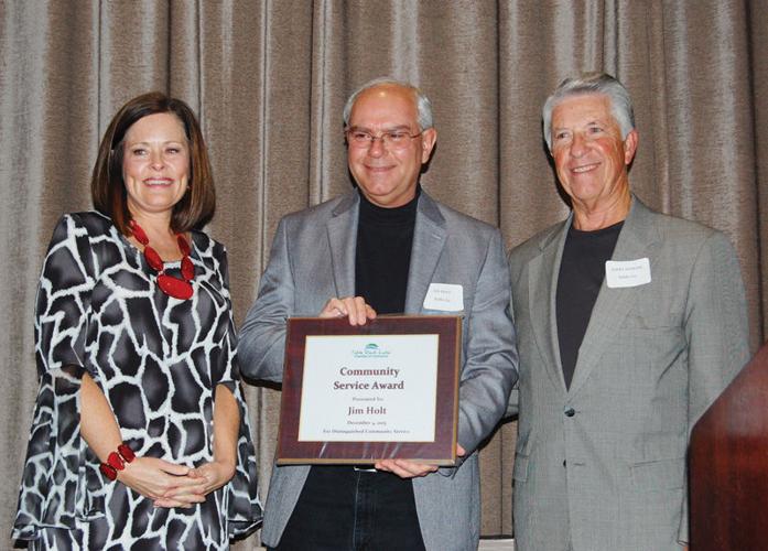 Holt earns Community Service Award | News Story | bransontrilakesnews.com