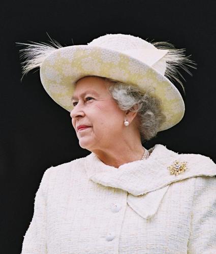 Branson Titanic lowers UK flags in respect of Queen Elizabeth II |  Entertainment 