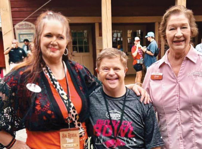 Forever Young': Silver Dollar City superfan captures hearts with kindness, Entertainment