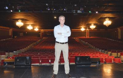 Nichols Takes Over Branson Star Theatre News Story Bransontrilakesnews Com