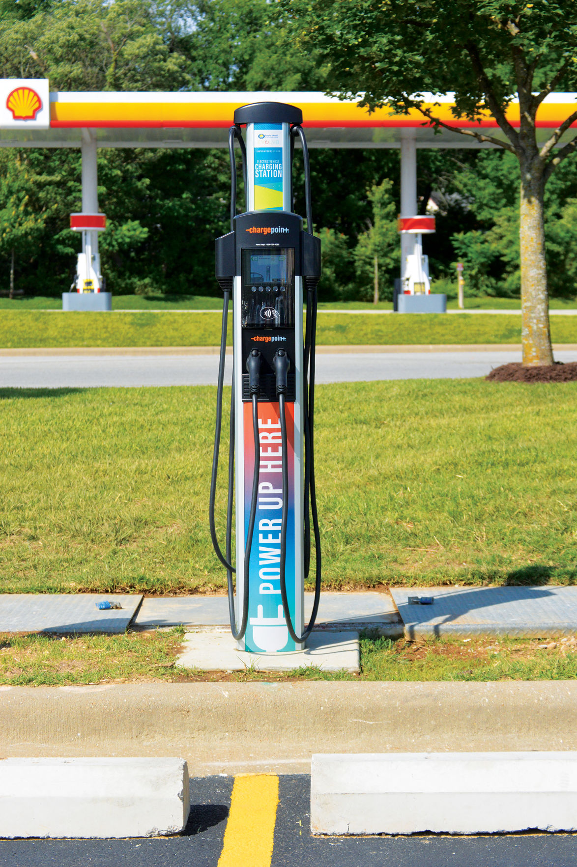 Electric car charging stations added to Branson Landing parking lots