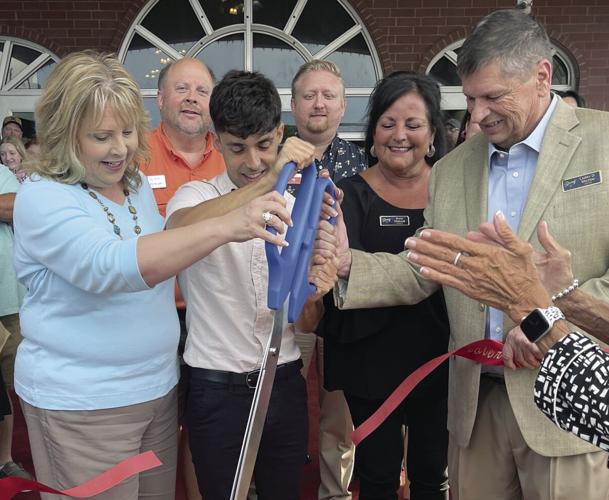 Larry Stepp El Mago Pop hosts ribbon cutting at renovated theater | Local News ...