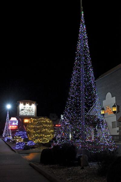 Lodge of the Ozarks Christmas Tree.jpg