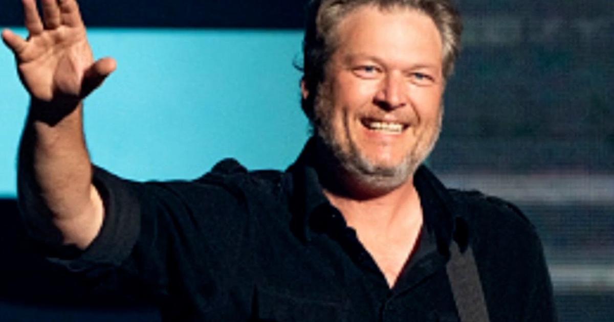 Blake Shelton sells rights to music catalogue