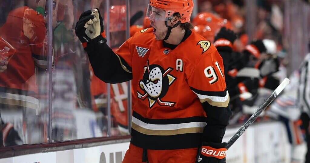 Can an NHL offer sheet include a no-trade clause? Summer minutiae for diehards Sean McIndoe Aug 13, 2026 4 hrs ago