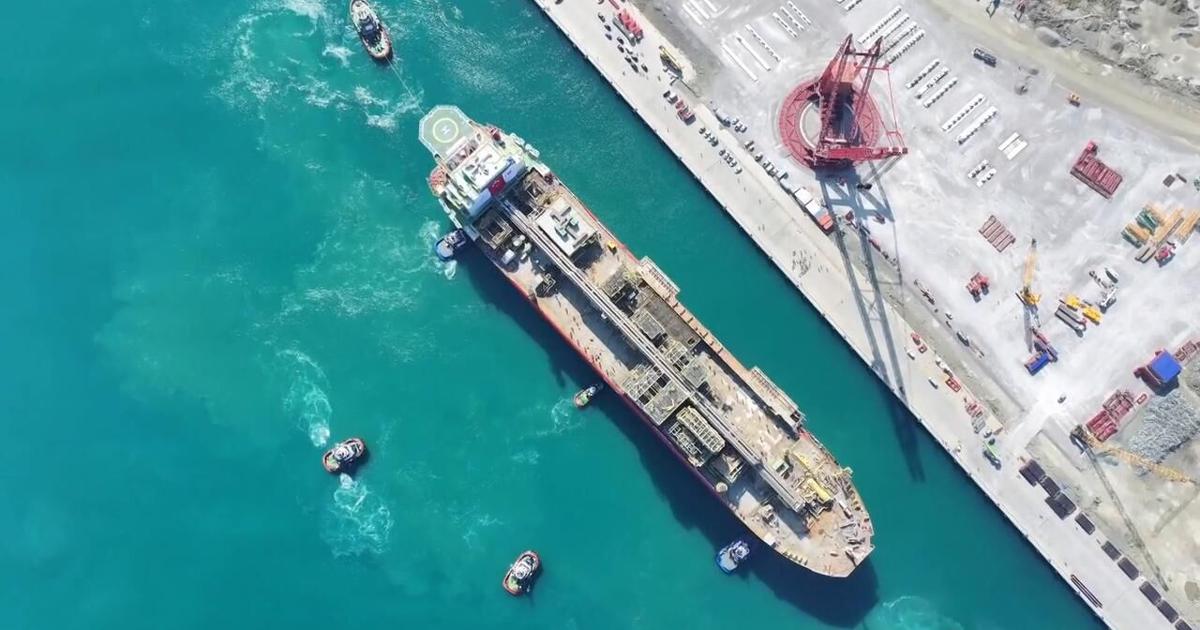 Türkiye: Türkiye’s first floating gas platform reaches Black Sea port