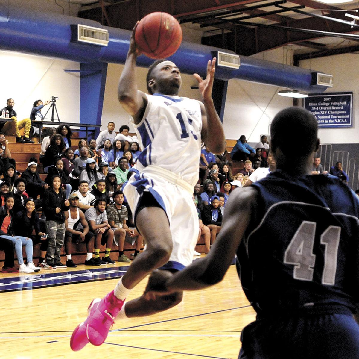 Buccaneers Survive Late Barrage To Down Lone Star Cy Fair 84 76