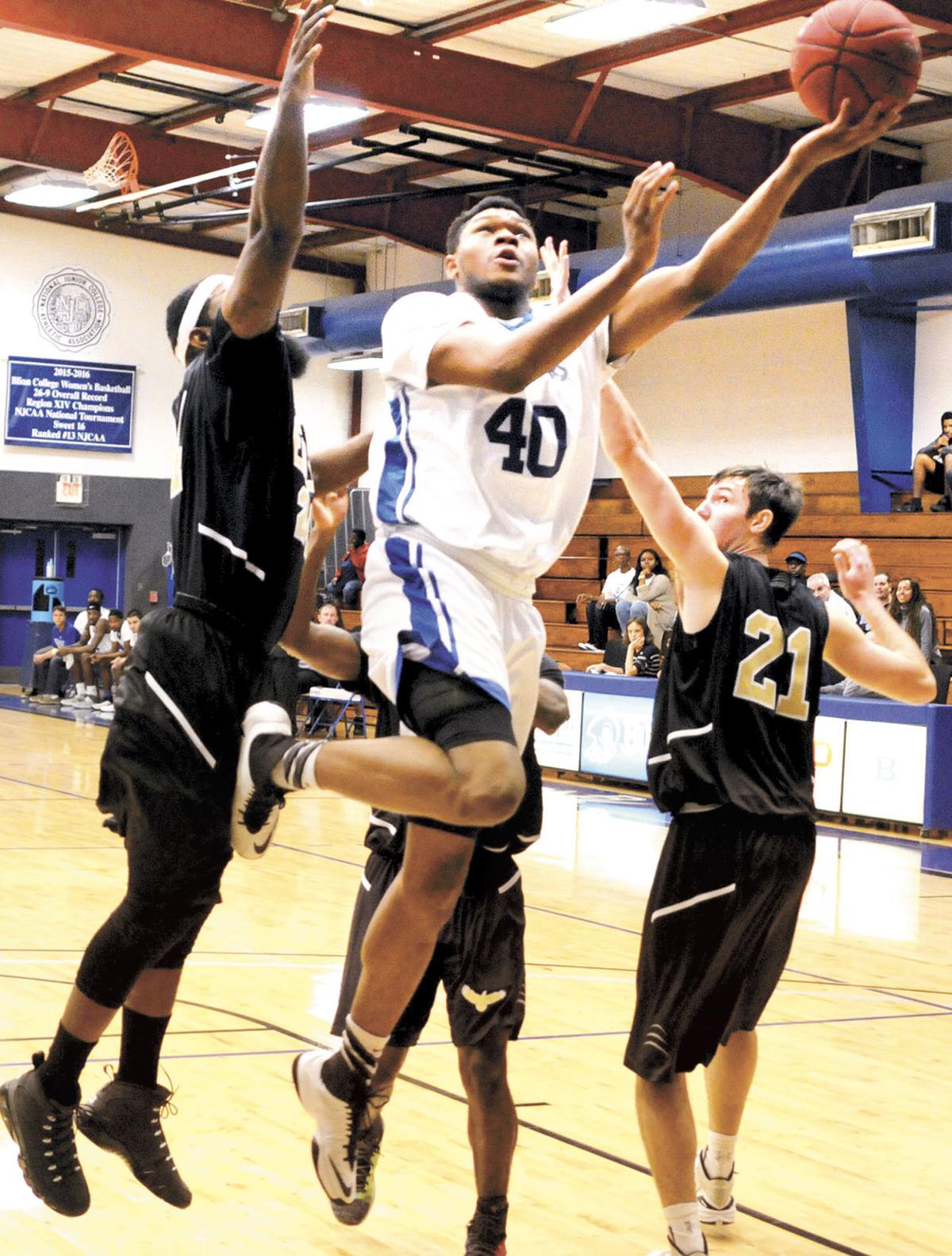Buccaneers Coast By Houston Community College In Final Game Before