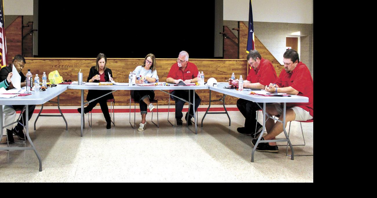 Burton ISD open to visitors News