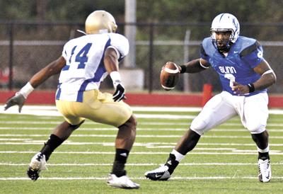 Golden Norsemen Run Through Buccaneers Sports Brenhambanner Com