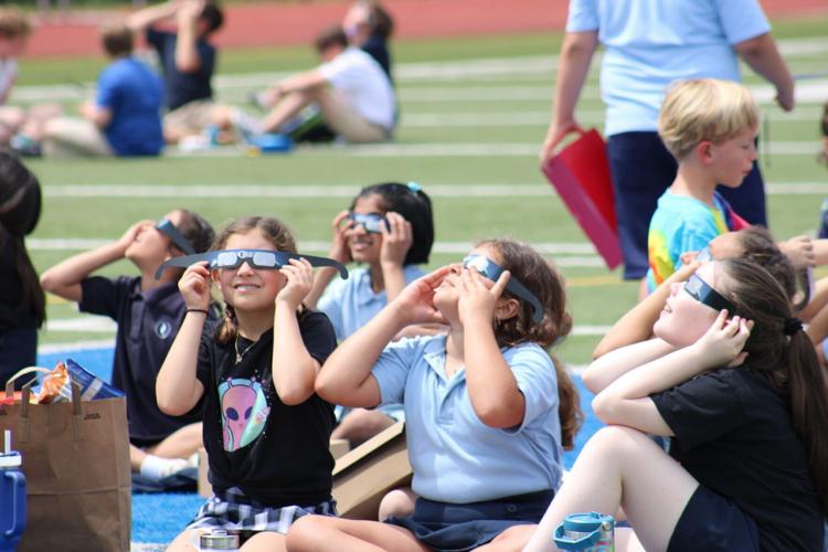 Private school hosts themed picnic for students | State | brenhambanner.com