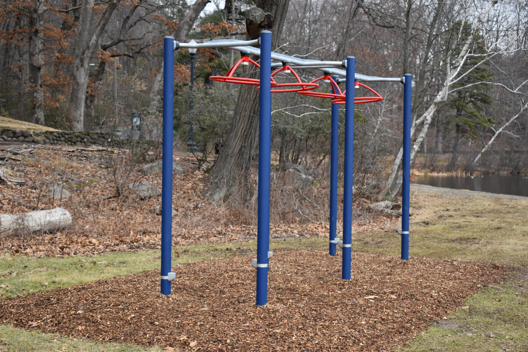 Playground pull up bar hot sale