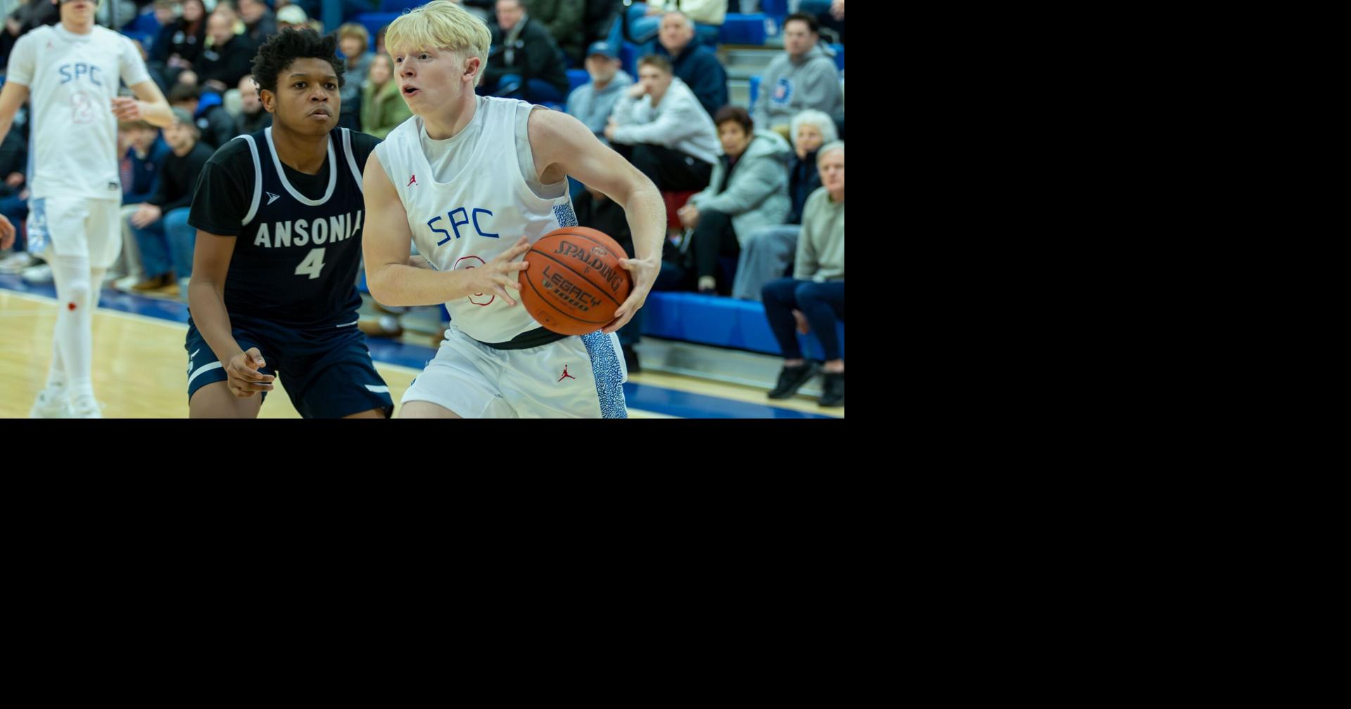 St. Paul rolls past Wolcott, 69-42 to complete 14-6 regular season ...