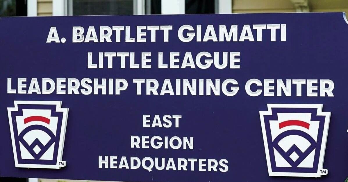 Pennsylvania Little Leaguers roll into Mid-Atlantic title game; Darien boys stay alive
