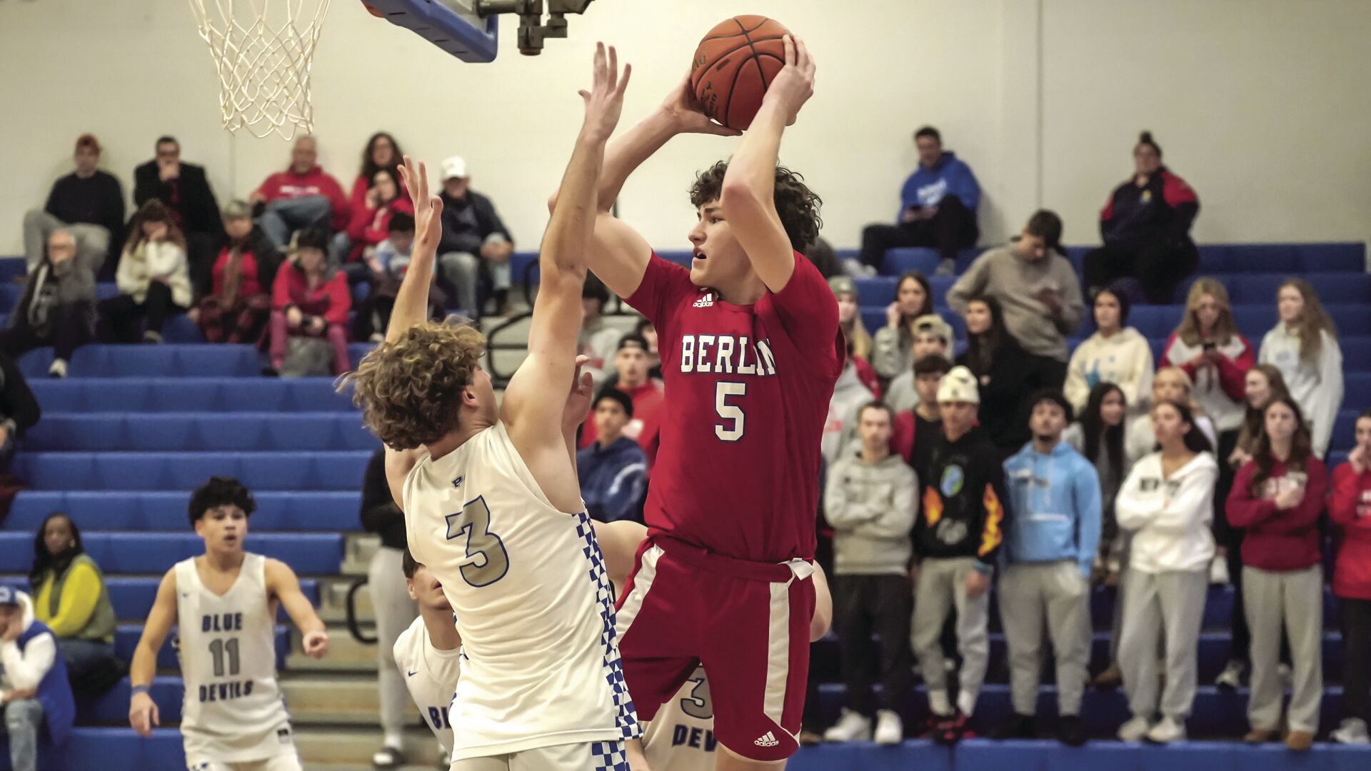 Berlin Redcoats Defeat Plainville Blue Devils 5942 in High School