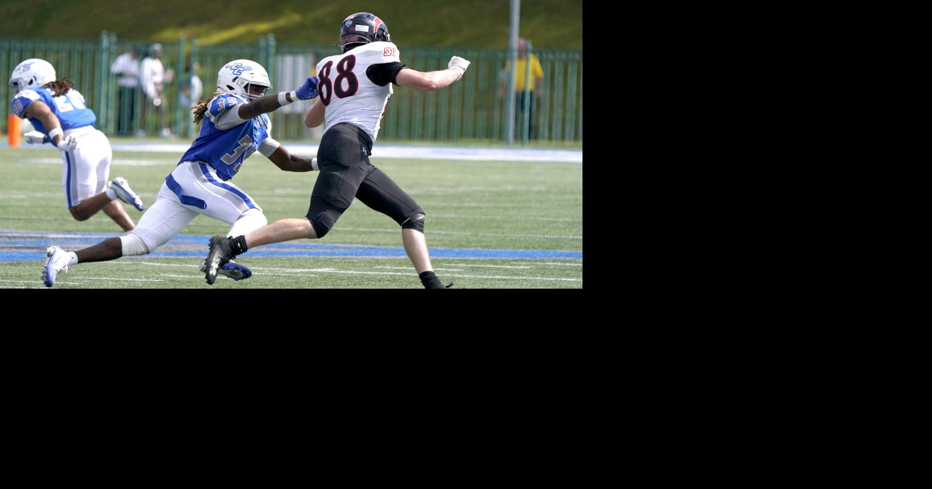 Central uses 24-point second half to blow past SFU 31-7, winning first conference game 