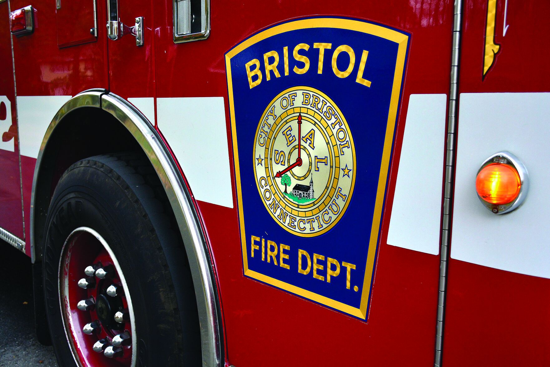 Dog dies from smoke inhalation in Bristol | News | bristolpress.com