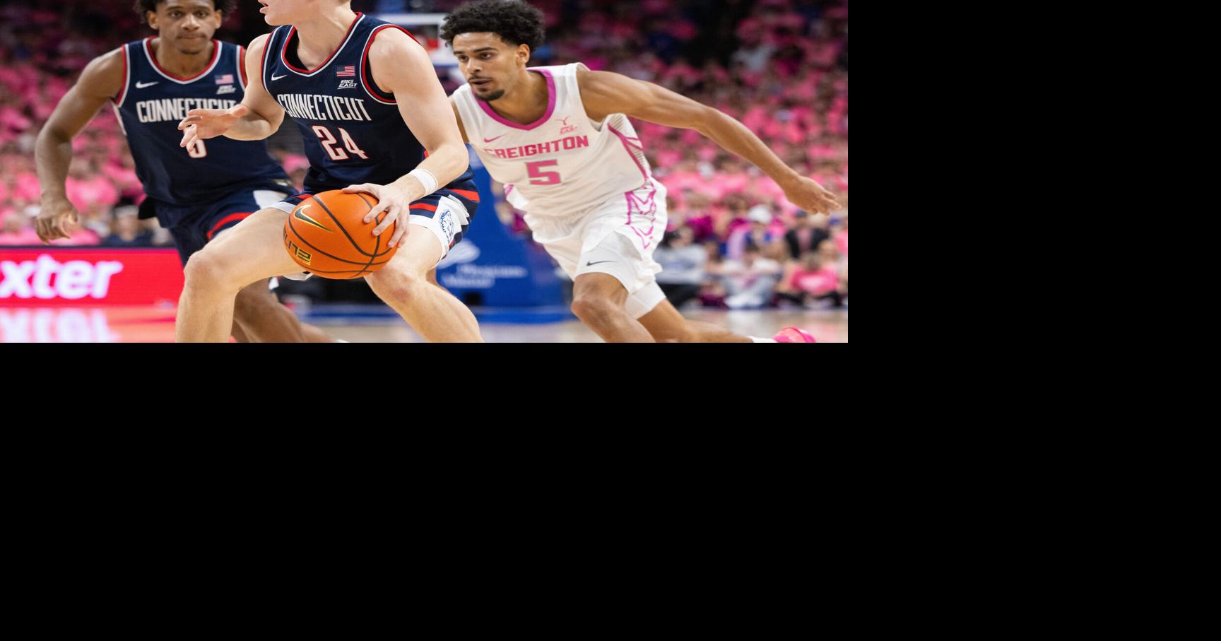 No. 2 UConn wins 17th consecutive game in convincing fashion against Creighton