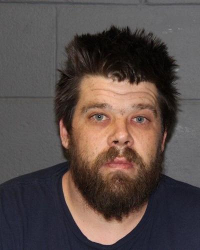 Man arrested after allegedly fleeing traffic stop, hitting Southington ...