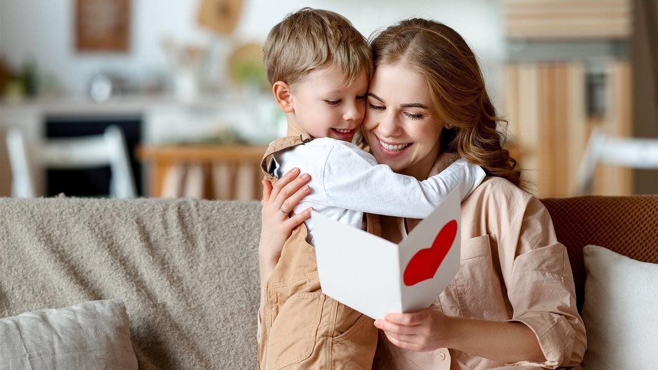 How to make Mom smile with effortless Mother's Day gifting | Senior ...