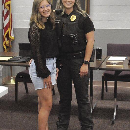 Plotts steps down as Edgerton's police chief; Eberly promoted to sergeant - Vimarsana News