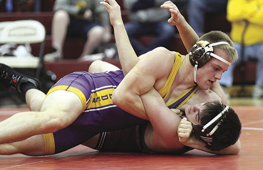 Bryan's McCandless reaches milestone, leads all wrestlers at Edgerton Invitational - Vimarsana News