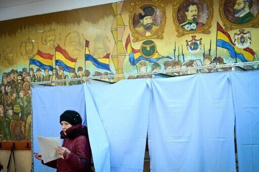 Romanians Vote As Far Right Hopes For Breakthrough | News | Bryantimes.com