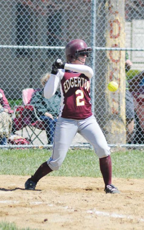 Edgerton Softball Sweeps Swanton | Local Sports | Bryantimes.com