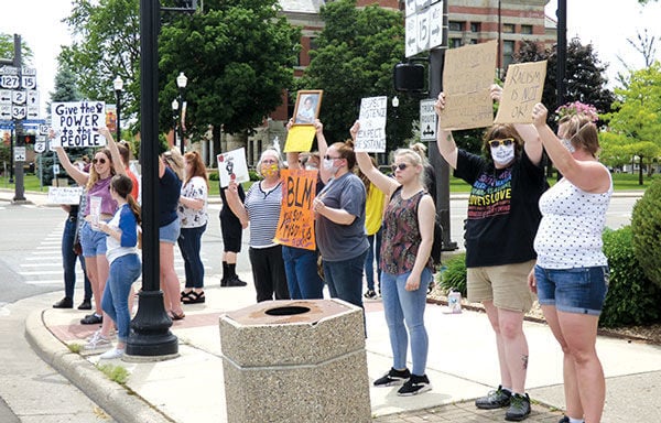 Peaceful protest staged in Bryan | Local News | bryantimes.com