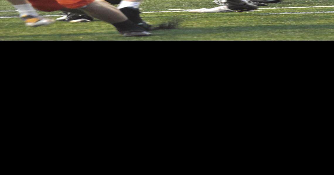 liberty-center-football-s-new-test-is-unbeaten-dynamic-oak-harbor