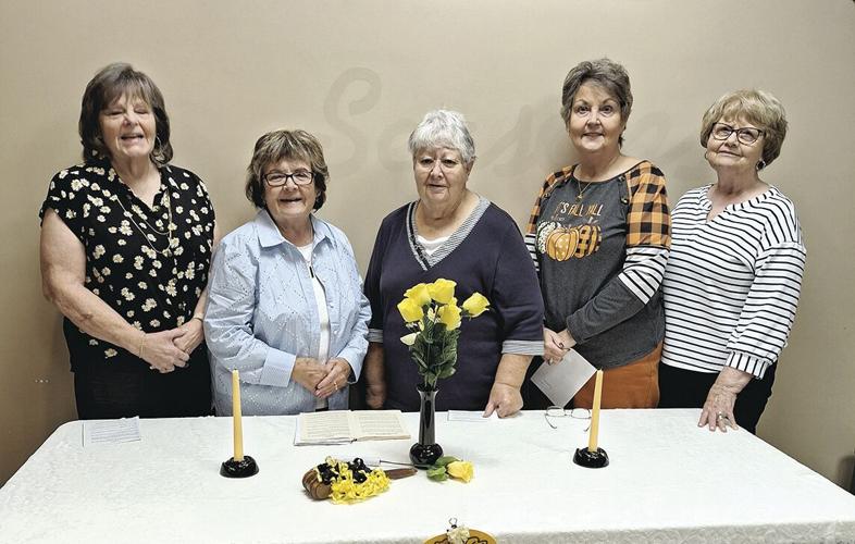 Laureates learn about s'mores | Social | bryantimes.com