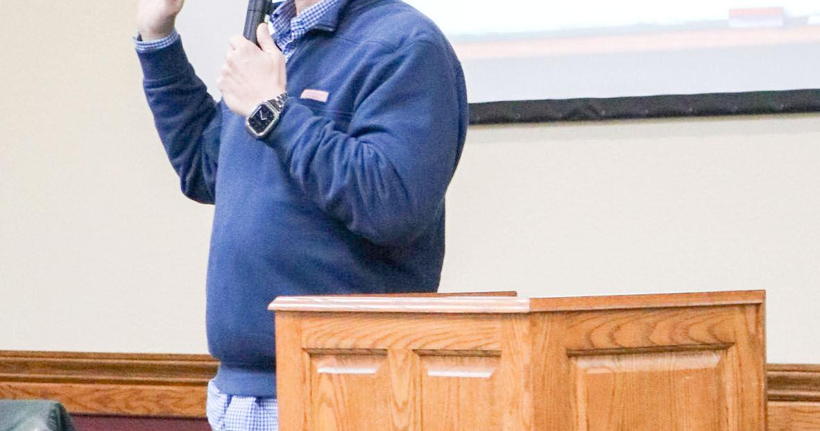 Community forum tackles school funding, vouchers and state-level policy concerns