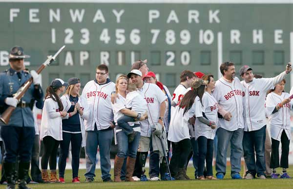 Photos: The Red Sox honored nurses with a message on Fenway's outfield