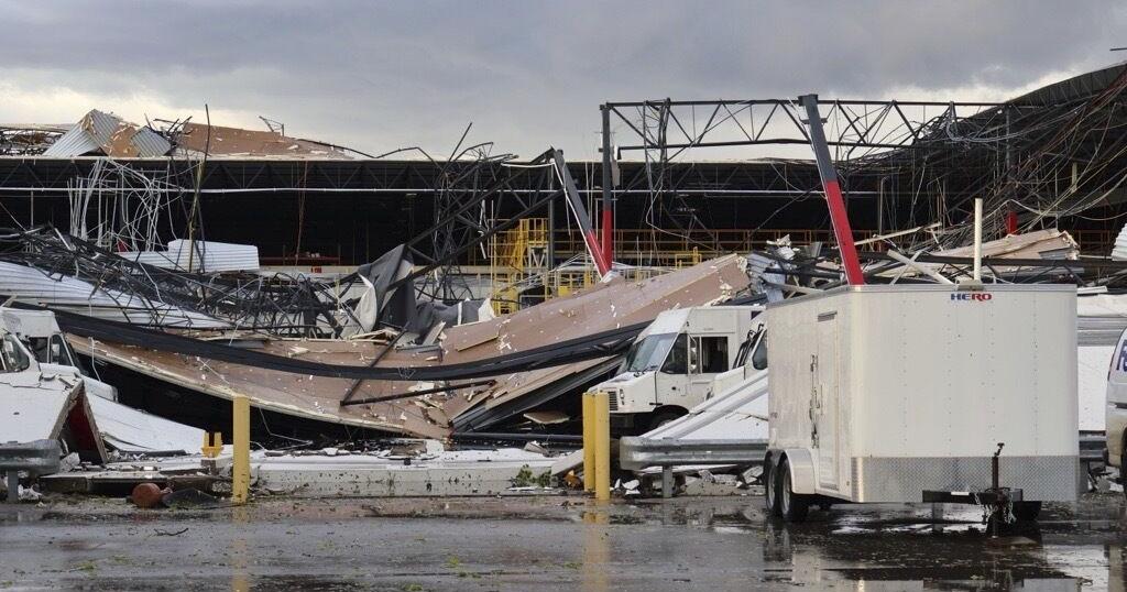 Severe storms batter the Midwest, including reported tornadoes ...