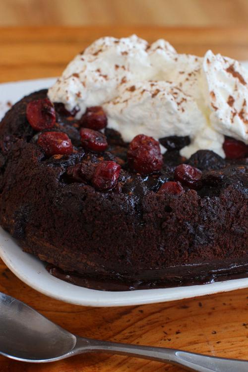 This Cake Is A Delicious Love Child Of Brownies And Pudding Social Bryantimes Com