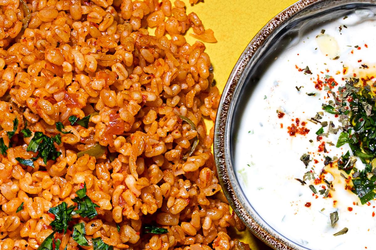 Blugar-pilaf-Turkish-tzatziki-detail.jpg