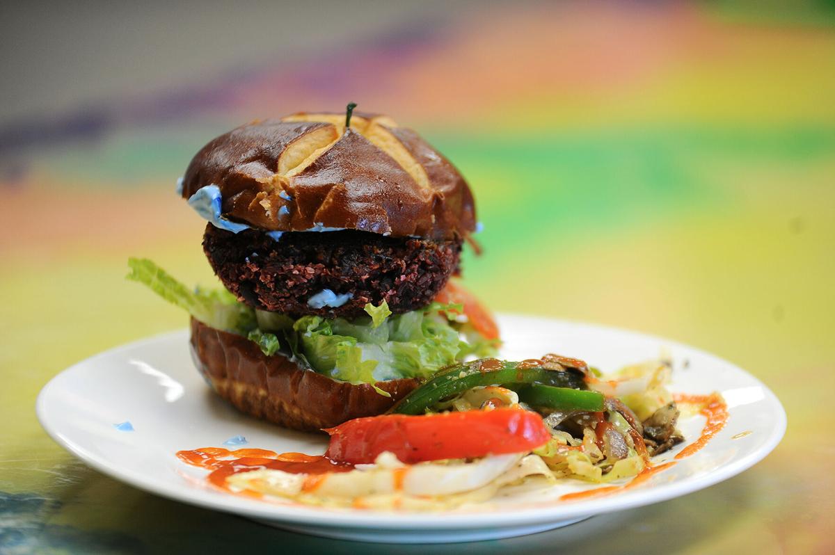 Sunshine-Vegan-Eats-burger.jpg