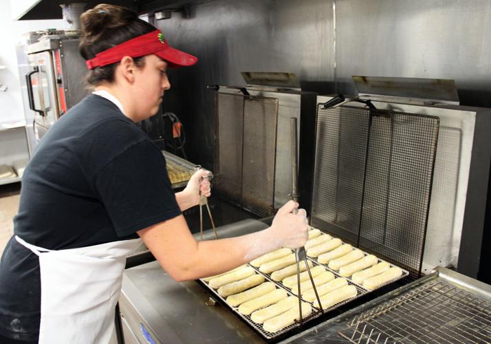 paulas-placing-in-fryer
