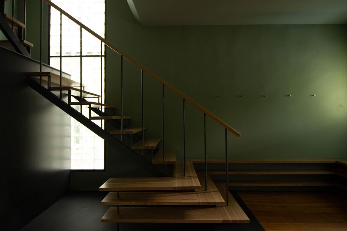stair-1.jpg