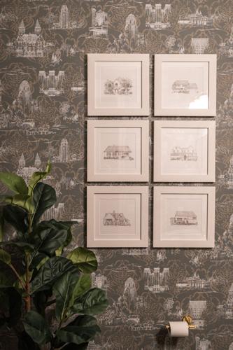 Brwnstn--bathroom-WEB-3.jpg