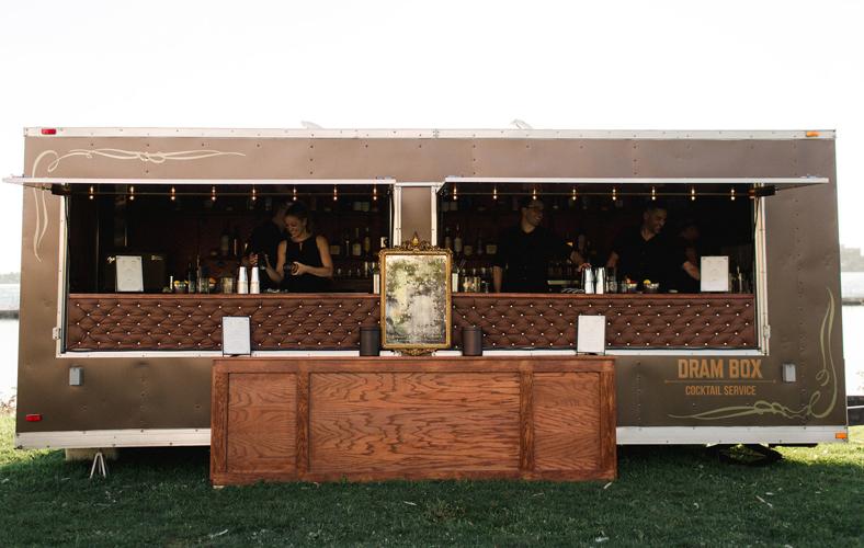 Raise-the-bar-WNY-Weddings-Dram-Box-Cocktails-Shaw-Photography-Co