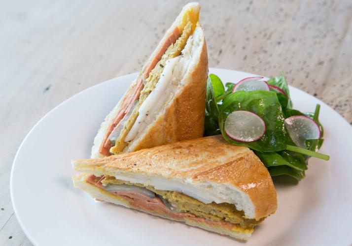 Mama-Rosa-Cubano