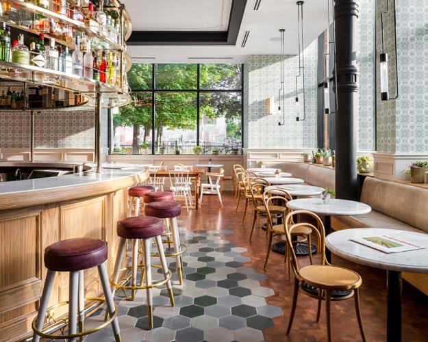 BroadviewHotel-bar