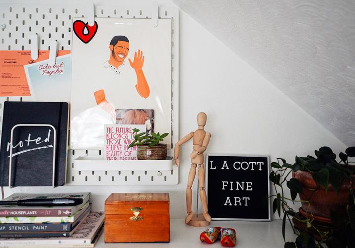 Laura-Cott-corner