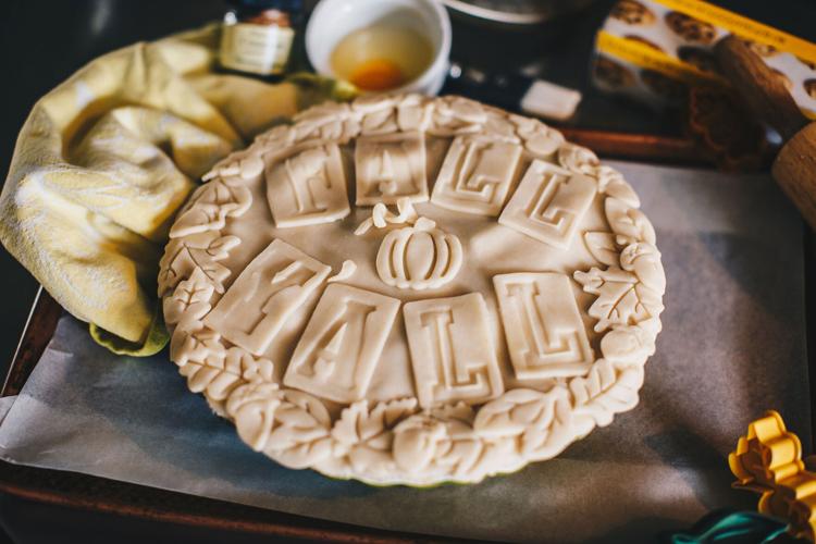 Annette-decorated-pie.jpg