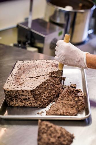 Making chocolate with Dark Forest