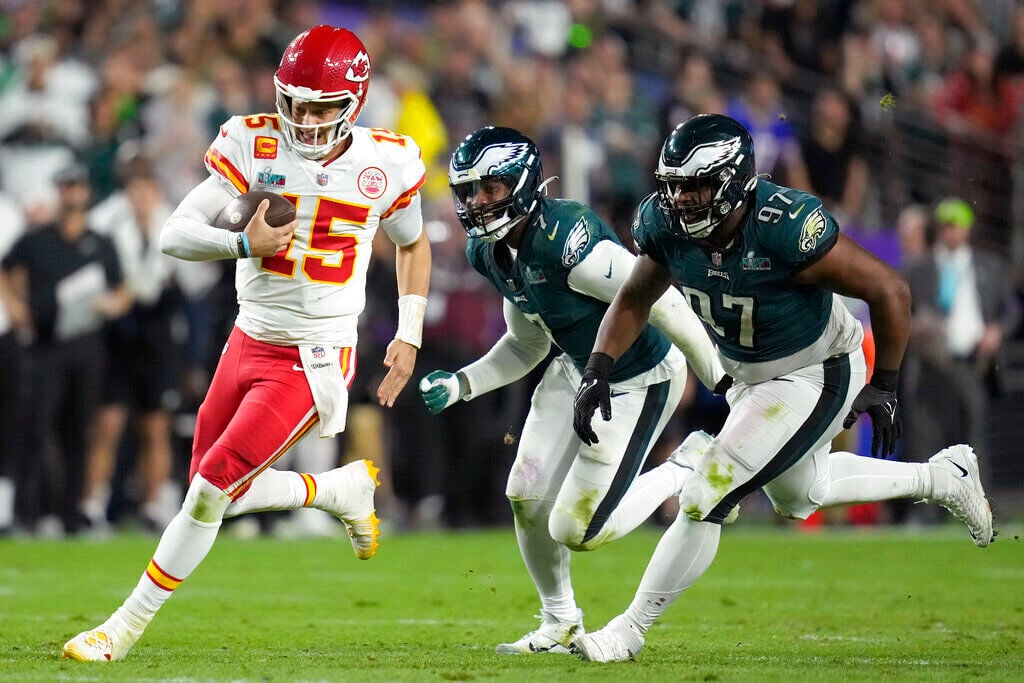 Mahomes to Kelce caps sizzling finish