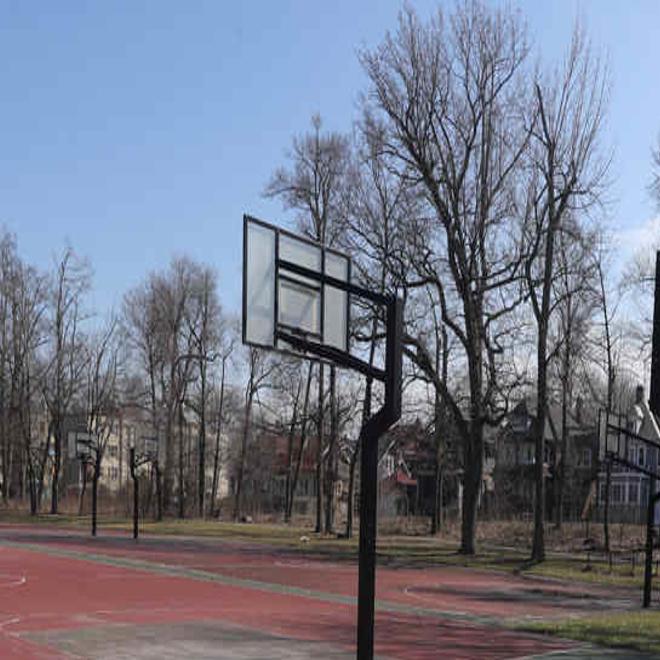Parks Are Open But Some Are Removing Recreation Equipment Local News Buffalonews Com